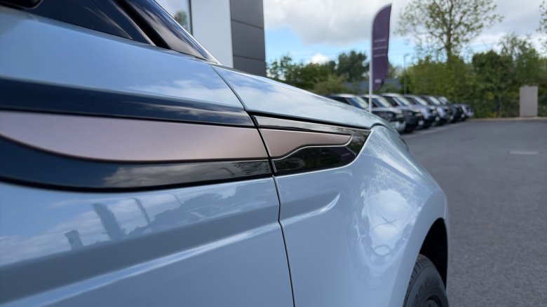 Land Rover Range Rover Evoque 2.0 D200 Autobiography 5dr Auto [Revised] Diesel Hatchback